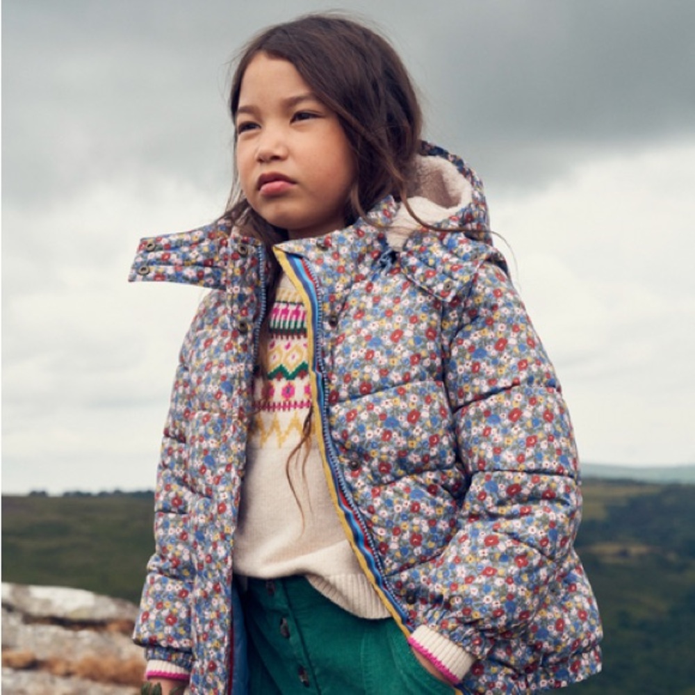boden pebble blue flower (used) size 8-9